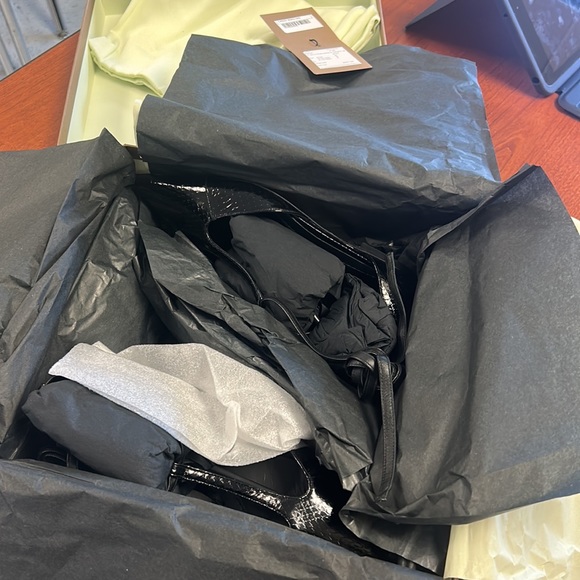 Never worn, brand new Burberry black size36. US size:5.5 still in box. - Picture 3 of 9